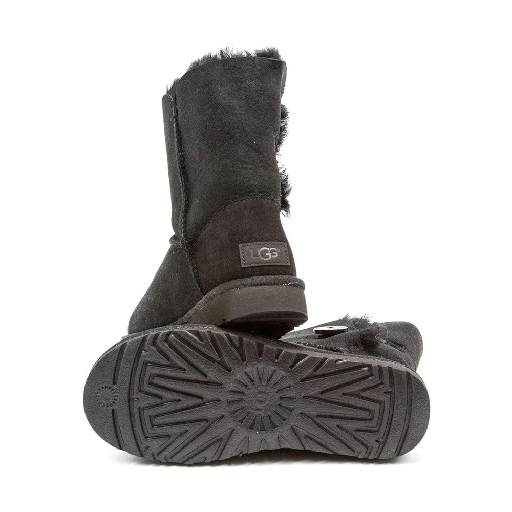 UGG Black Winter Rain Boots with Insulation